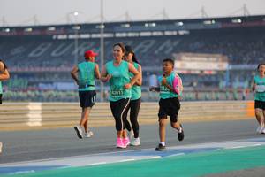 BIB: 7232, 82011
                            <button type="button" onclick="openModal(10479514)" class="btn btn-primary btn-sm float-right btn-popup" data-toggle="modal" data-target=".modal-high-quality">
                        <i class="fas fa-shopping-cart"></i> Add to Cart
                    </button>
                                            <button type="button" onclick="isThisMe(10479514, true)" class="btn btn-success btn-sm float-right btn-popup btn-isme hidden" data-toggle="tooltip" data-placement="bottom" title="นี่คือรูปของคุณใช่ไหม คลิกที่นี่เพื่อเอาเข้าอัลบั้ม">
                        <i class="fas fa-plus"></i> Add to album
                    </button>
                    <button type="button" onclick="isThisMe(10479514, false)" class="btn btn-warning btn-sm float-right btn-popup btn-isnotme hidden">
                        <i class="fas fa-ban"></i> Remove from album
                    </button>