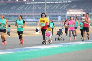 BIB: 0299, 1521, 53114, 0501
                            <button type="button" onclick="openModal(10485183)" class="btn btn-primary btn-sm float-right btn-popup" data-toggle="modal" data-target=".modal-high-quality">
                        <i class="fas fa-shopping-cart"></i> Add to Cart
                    </button>
                                            <button type="button" onclick="isThisMe(10485183, true)" class="btn btn-success btn-sm float-right btn-popup btn-isme hidden" data-toggle="tooltip" data-placement="bottom" title="นี่คือรูปของคุณใช่ไหม คลิกที่นี่เพื่อเอาเข้าอัลบั้ม">
                        <i class="fas fa-plus"></i> Add to album
                    </button>
                    <button type="button" onclick="isThisMe(10485183, false)" class="btn btn-warning btn-sm float-right btn-popup btn-isnotme hidden">
                        <i class="fas fa-ban"></i> Remove from album
                    </button>