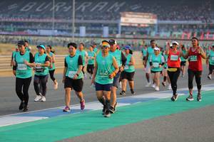 BIB: 50275, 50874, 0182, 5276
                            <button type="button" onclick="openModal(10482051)" class="btn btn-primary btn-sm float-right btn-popup" data-toggle="modal" data-target=".modal-high-quality">
                        <i class="fas fa-shopping-cart"></i> Add to Cart
                    </button>
                                            <button type="button" onclick="isThisMe(10482051, true)" class="btn btn-success btn-sm float-right btn-popup btn-isme hidden" data-toggle="tooltip" data-placement="bottom" title="นี่คือรูปของคุณใช่ไหม คลิกที่นี่เพื่อเอาเข้าอัลบั้ม">
                        <i class="fas fa-plus"></i> Add to album
                    </button>
                    <button type="button" onclick="isThisMe(10482051, false)" class="btn btn-warning btn-sm float-right btn-popup btn-isnotme hidden">
                        <i class="fas fa-ban"></i> Remove from album
                    </button>