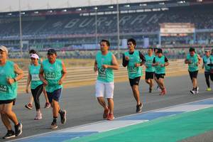 BIB: 251784, 0384, 52013, 52952, 444
                            <button type="button" onclick="openModal(10480279)" class="btn btn-primary btn-sm float-right btn-popup" data-toggle="modal" data-target=".modal-high-quality">
                        <i class="fas fa-shopping-cart"></i> Add to Cart
                    </button>
                                            <button type="button" onclick="isThisMe(10480279, true)" class="btn btn-success btn-sm float-right btn-popup btn-isme hidden" data-toggle="tooltip" data-placement="bottom" title="นี่คือรูปของคุณใช่ไหม คลิกที่นี่เพื่อเอาเข้าอัลบั้ม">
                        <i class="fas fa-plus"></i> Add to album
                    </button>
                    <button type="button" onclick="isThisMe(10480279, false)" class="btn btn-warning btn-sm float-right btn-popup btn-isnotme hidden">
                        <i class="fas fa-ban"></i> Remove from album
                    </button>