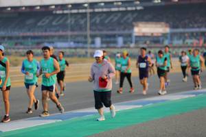 BIB: 
                            <button type="button" onclick="openModal(10481056)" class="btn btn-primary btn-sm float-right btn-popup" data-toggle="modal" data-target=".modal-high-quality">
                        <i class="fas fa-shopping-cart"></i> Add to Cart
                    </button>
                                            <button type="button" onclick="isThisMe(10481056, true)" class="btn btn-success btn-sm float-right btn-popup btn-isme hidden" data-toggle="tooltip" data-placement="bottom" title="นี่คือรูปของคุณใช่ไหม คลิกที่นี่เพื่อเอาเข้าอัลบั้ม">
                        <i class="fas fa-plus"></i> Add to album
                    </button>
                    <button type="button" onclick="isThisMe(10481056, false)" class="btn btn-warning btn-sm float-right btn-popup btn-isnotme hidden">
                        <i class="fas fa-ban"></i> Remove from album
                    </button>