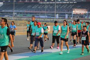 BIB: 1816, 51185, 51729, 0949, 50679
                            <button type="button" onclick="openModal(10482409)" class="btn btn-primary btn-sm float-right btn-popup" data-toggle="modal" data-target=".modal-high-quality">
                        <i class="fas fa-shopping-cart"></i> Add to Cart
                    </button>
                                            <button type="button" onclick="isThisMe(10482409, true)" class="btn btn-success btn-sm float-right btn-popup btn-isme hidden" data-toggle="tooltip" data-placement="bottom" title="นี่คือรูปของคุณใช่ไหม คลิกที่นี่เพื่อเอาเข้าอัลบั้ม">
                        <i class="fas fa-plus"></i> Add to album
                    </button>
                    <button type="button" onclick="isThisMe(10482409, false)" class="btn btn-warning btn-sm float-right btn-popup btn-isnotme hidden">
                        <i class="fas fa-ban"></i> Remove from album
                    </button>