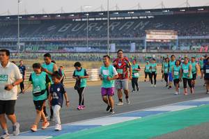 BIB: 0429
                            <button type="button" onclick="openModal(10482698)" class="btn btn-primary btn-sm float-right btn-popup" data-toggle="modal" data-target=".modal-high-quality">
                        <i class="fas fa-shopping-cart"></i> Add to Cart
                    </button>
                                            <button type="button" onclick="isThisMe(10482698, true)" class="btn btn-success btn-sm float-right btn-popup btn-isme hidden" data-toggle="tooltip" data-placement="bottom" title="นี่คือรูปของคุณใช่ไหม คลิกที่นี่เพื่อเอาเข้าอัลบั้ม">
                        <i class="fas fa-plus"></i> Add to album
                    </button>
                    <button type="button" onclick="isThisMe(10482698, false)" class="btn btn-warning btn-sm float-right btn-popup btn-isnotme hidden">
                        <i class="fas fa-ban"></i> Remove from album
                    </button>