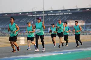 BIB: 0096, 52878, 00074
                            <button type="button" onclick="openModal(10479238)" class="btn btn-primary btn-sm float-right btn-popup" data-toggle="modal" data-target=".modal-high-quality">
                        <i class="fas fa-shopping-cart"></i> Add to Cart
                    </button>
                                            <button type="button" onclick="isThisMe(10479238, true)" class="btn btn-success btn-sm float-right btn-popup btn-isme hidden" data-toggle="tooltip" data-placement="bottom" title="นี่คือรูปของคุณใช่ไหม คลิกที่นี่เพื่อเอาเข้าอัลบั้ม">
                        <i class="fas fa-plus"></i> Add to album
                    </button>
                    <button type="button" onclick="isThisMe(10479238, false)" class="btn btn-warning btn-sm float-right btn-popup btn-isnotme hidden">
                        <i class="fas fa-ban"></i> Remove from album
                    </button>