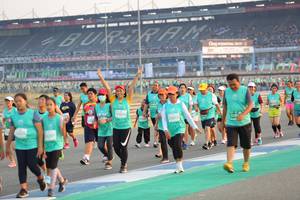 BIB: 1034
                            <button type="button" onclick="openModal(10483312)" class="btn btn-primary btn-sm float-right btn-popup" data-toggle="modal" data-target=".modal-high-quality">
                        <i class="fas fa-shopping-cart"></i> Add to Cart
                    </button>
                                            <button type="button" onclick="isThisMe(10483312, true)" class="btn btn-success btn-sm float-right btn-popup btn-isme hidden" data-toggle="tooltip" data-placement="bottom" title="นี่คือรูปของคุณใช่ไหม คลิกที่นี่เพื่อเอาเข้าอัลบั้ม">
                        <i class="fas fa-plus"></i> Add to album
                    </button>
                    <button type="button" onclick="isThisMe(10483312, false)" class="btn btn-warning btn-sm float-right btn-popup btn-isnotme hidden">
                        <i class="fas fa-ban"></i> Remove from album
                    </button>