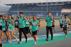 BIB: 1178, 51929, 3024, 50087, 1670, 52640, 52625, 
                            <button type="button" onclick="openModal(10481219)" class="btn btn-primary btn-sm float-right btn-popup" data-toggle="modal" data-target=".modal-high-quality">
                        <i class="fas fa-shopping-cart"></i> Add to Cart
                    </button>
                                            <button type="button" onclick="isThisMe(10481219, true)" class="btn btn-success btn-sm float-right btn-popup btn-isme hidden" data-toggle="tooltip" data-placement="bottom" title="นี่คือรูปของคุณใช่ไหม คลิกที่นี่เพื่อเอาเข้าอัลบั้ม">
                        <i class="fas fa-plus"></i> Add to album
                    </button>
                    <button type="button" onclick="isThisMe(10481219, false)" class="btn btn-warning btn-sm float-right btn-popup btn-isnotme hidden">
                        <i class="fas fa-ban"></i> Remove from album
                    </button>