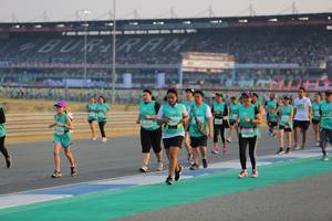 BIB: 0674
                            <button type="button" onclick="openModal(10481317)" class="btn btn-primary btn-sm float-right btn-popup" data-toggle="modal" data-target=".modal-high-quality">
                        <i class="fas fa-shopping-cart"></i> Add to Cart
                    </button>
                                            <button type="button" onclick="isThisMe(10481317, true)" class="btn btn-success btn-sm float-right btn-popup btn-isme hidden" data-toggle="tooltip" data-placement="bottom" title="นี่คือรูปของคุณใช่ไหม คลิกที่นี่เพื่อเอาเข้าอัลบั้ม">
                        <i class="fas fa-plus"></i> Add to album
                    </button>
                    <button type="button" onclick="isThisMe(10481317, false)" class="btn btn-warning btn-sm float-right btn-popup btn-isnotme hidden">
                        <i class="fas fa-ban"></i> Remove from album
                    </button>