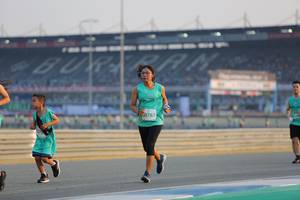 BIB: 0787
                            <button type="button" onclick="openModal(10479122)" class="btn btn-primary btn-sm float-right btn-popup" data-toggle="modal" data-target=".modal-high-quality">
                        <i class="fas fa-shopping-cart"></i> Add to Cart
                    </button>
                                            <button type="button" onclick="isThisMe(10479122, true)" class="btn btn-success btn-sm float-right btn-popup btn-isme hidden" data-toggle="tooltip" data-placement="bottom" title="นี่คือรูปของคุณใช่ไหม คลิกที่นี่เพื่อเอาเข้าอัลบั้ม">
                        <i class="fas fa-plus"></i> Add to album
                    </button>
                    <button type="button" onclick="isThisMe(10479122, false)" class="btn btn-warning btn-sm float-right btn-popup btn-isnotme hidden">
                        <i class="fas fa-ban"></i> Remove from album
                    </button>