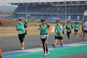 BIB: 51252, 50674
                            <button type="button" onclick="openModal(10481344)" class="btn btn-primary btn-sm float-right btn-popup" data-toggle="modal" data-target=".modal-high-quality">
                        <i class="fas fa-shopping-cart"></i> Add to Cart
                    </button>
                                            <button type="button" onclick="isThisMe(10481344, true)" class="btn btn-success btn-sm float-right btn-popup btn-isme hidden" data-toggle="tooltip" data-placement="bottom" title="นี่คือรูปของคุณใช่ไหม คลิกที่นี่เพื่อเอาเข้าอัลบั้ม">
                        <i class="fas fa-plus"></i> Add to album
                    </button>
                    <button type="button" onclick="isThisMe(10481344, false)" class="btn btn-warning btn-sm float-right btn-popup btn-isnotme hidden">
                        <i class="fas fa-ban"></i> Remove from album
                    </button>