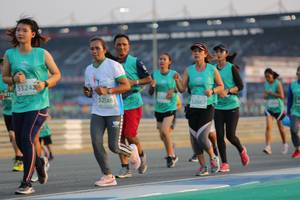 BIB: 5324, 124, 52348, 52667
                            <button type="button" onclick="openModal(10479791)" class="btn btn-primary btn-sm float-right btn-popup" data-toggle="modal" data-target=".modal-high-quality">
                        <i class="fas fa-shopping-cart"></i> Add to Cart
                    </button>
                                            <button type="button" onclick="isThisMe(10479791, true)" class="btn btn-success btn-sm float-right btn-popup btn-isme hidden" data-toggle="tooltip" data-placement="bottom" title="นี่คือรูปของคุณใช่ไหม คลิกที่นี่เพื่อเอาเข้าอัลบั้ม">
                        <i class="fas fa-plus"></i> Add to album
                    </button>
                    <button type="button" onclick="isThisMe(10479791, false)" class="btn btn-warning btn-sm float-right btn-popup btn-isnotme hidden">
                        <i class="fas fa-ban"></i> Remove from album
                    </button>