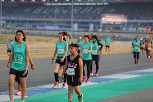 BIB: 0613, 51729, 50679
                            <button type="button" onclick="openModal(10482427)" class="btn btn-primary btn-sm float-right btn-popup" data-toggle="modal" data-target=".modal-high-quality">
                        <i class="fas fa-shopping-cart"></i> Add to Cart
                    </button>
                                            <button type="button" onclick="isThisMe(10482427, true)" class="btn btn-success btn-sm float-right btn-popup btn-isme hidden" data-toggle="tooltip" data-placement="bottom" title="นี่คือรูปของคุณใช่ไหม คลิกที่นี่เพื่อเอาเข้าอัลบั้ม">
                        <i class="fas fa-plus"></i> Add to album
                    </button>
                    <button type="button" onclick="isThisMe(10482427, false)" class="btn btn-warning btn-sm float-right btn-popup btn-isnotme hidden">
                        <i class="fas fa-ban"></i> Remove from album
                    </button>