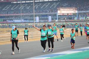 BIB: 50639, 0870, 851915
                            <button type="button" onclick="openModal(10483133)" class="btn btn-primary btn-sm float-right btn-popup" data-toggle="modal" data-target=".modal-high-quality">
                        <i class="fas fa-shopping-cart"></i> Add to Cart
                    </button>
                                            <button type="button" onclick="isThisMe(10483133, true)" class="btn btn-success btn-sm float-right btn-popup btn-isme hidden" data-toggle="tooltip" data-placement="bottom" title="นี่คือรูปของคุณใช่ไหม คลิกที่นี่เพื่อเอาเข้าอัลบั้ม">
                        <i class="fas fa-plus"></i> Add to album
                    </button>
                    <button type="button" onclick="isThisMe(10483133, false)" class="btn btn-warning btn-sm float-right btn-popup btn-isnotme hidden">
                        <i class="fas fa-ban"></i> Remove from album
                    </button>