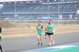 BIB: 53425, 3429
                            <button type="button" onclick="openModal(10485075)" class="btn btn-primary btn-sm float-right btn-popup" data-toggle="modal" data-target=".modal-high-quality">
                        <i class="fas fa-shopping-cart"></i> Add to Cart
                    </button>
                                            <button type="button" onclick="isThisMe(10485075, true)" class="btn btn-success btn-sm float-right btn-popup btn-isme hidden" data-toggle="tooltip" data-placement="bottom" title="นี่คือรูปของคุณใช่ไหม คลิกที่นี่เพื่อเอาเข้าอัลบั้ม">
                        <i class="fas fa-plus"></i> Add to album
                    </button>
                    <button type="button" onclick="isThisMe(10485075, false)" class="btn btn-warning btn-sm float-right btn-popup btn-isnotme hidden">
                        <i class="fas fa-ban"></i> Remove from album
                    </button>