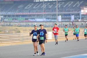 BIB: 1116, 51645
                            <button type="button" onclick="openModal(10484978)" class="btn btn-primary btn-sm float-right btn-popup" data-toggle="modal" data-target=".modal-high-quality">
                        <i class="fas fa-shopping-cart"></i> Add to Cart
                    </button>
                                            <button type="button" onclick="isThisMe(10484978, true)" class="btn btn-success btn-sm float-right btn-popup btn-isme hidden" data-toggle="tooltip" data-placement="bottom" title="นี่คือรูปของคุณใช่ไหม คลิกที่นี่เพื่อเอาเข้าอัลบั้ม">
                        <i class="fas fa-plus"></i> Add to album
                    </button>
                    <button type="button" onclick="isThisMe(10484978, false)" class="btn btn-warning btn-sm float-right btn-popup btn-isnotme hidden">
                        <i class="fas fa-ban"></i> Remove from album
                    </button>