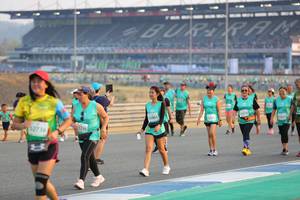 BIB: 080, 248, 52736
                            <button type="button" onclick="openModal(10483803)" class="btn btn-primary btn-sm float-right btn-popup" data-toggle="modal" data-target=".modal-high-quality">
                        <i class="fas fa-shopping-cart"></i> Add to Cart
                    </button>
                                            <button type="button" onclick="isThisMe(10483803, true)" class="btn btn-success btn-sm float-right btn-popup btn-isme hidden" data-toggle="tooltip" data-placement="bottom" title="นี่คือรูปของคุณใช่ไหม คลิกที่นี่เพื่อเอาเข้าอัลบั้ม">
                        <i class="fas fa-plus"></i> Add to album
                    </button>
                    <button type="button" onclick="isThisMe(10483803, false)" class="btn btn-warning btn-sm float-right btn-popup btn-isnotme hidden">
                        <i class="fas fa-ban"></i> Remove from album
                    </button>