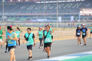 BIB: 52837, 587, 531
                            <button type="button" onclick="openModal(10484961)" class="btn btn-primary btn-sm float-right btn-popup" data-toggle="modal" data-target=".modal-high-quality">
                        <i class="fas fa-shopping-cart"></i> Add to Cart
                    </button>
                                            <button type="button" onclick="isThisMe(10484961, true)" class="btn btn-success btn-sm float-right btn-popup btn-isme hidden" data-toggle="tooltip" data-placement="bottom" title="นี่คือรูปของคุณใช่ไหม คลิกที่นี่เพื่อเอาเข้าอัลบั้ม">
                        <i class="fas fa-plus"></i> Add to album
                    </button>
                    <button type="button" onclick="isThisMe(10484961, false)" class="btn btn-warning btn-sm float-right btn-popup btn-isnotme hidden">
                        <i class="fas fa-ban"></i> Remove from album
                    </button>