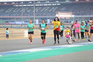 BIB: 0299, 6311
                            <button type="button" onclick="openModal(10485178)" class="btn btn-primary btn-sm float-right btn-popup" data-toggle="modal" data-target=".modal-high-quality">
                        <i class="fas fa-shopping-cart"></i> Add to Cart
                    </button>
                                            <button type="button" onclick="isThisMe(10485178, true)" class="btn btn-success btn-sm float-right btn-popup btn-isme hidden" data-toggle="tooltip" data-placement="bottom" title="นี่คือรูปของคุณใช่ไหม คลิกที่นี่เพื่อเอาเข้าอัลบั้ม">
                        <i class="fas fa-plus"></i> Add to album
                    </button>
                    <button type="button" onclick="isThisMe(10485178, false)" class="btn btn-warning btn-sm float-right btn-popup btn-isnotme hidden">
                        <i class="fas fa-ban"></i> Remove from album
                    </button>