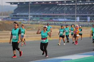 BIB: 1306
                            <button type="button" onclick="openModal(10482483)" class="btn btn-primary btn-sm float-right btn-popup" data-toggle="modal" data-target=".modal-high-quality">
                        <i class="fas fa-shopping-cart"></i> Add to Cart
                    </button>
                                            <button type="button" onclick="isThisMe(10482483, true)" class="btn btn-success btn-sm float-right btn-popup btn-isme hidden" data-toggle="tooltip" data-placement="bottom" title="นี่คือรูปของคุณใช่ไหม คลิกที่นี่เพื่อเอาเข้าอัลบั้ม">
                        <i class="fas fa-plus"></i> Add to album
                    </button>
                    <button type="button" onclick="isThisMe(10482483, false)" class="btn btn-warning btn-sm float-right btn-popup btn-isnotme hidden">
                        <i class="fas fa-ban"></i> Remove from album
                    </button>