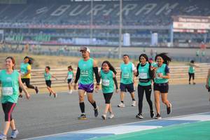 BIB: 50318, 0579, 2726
                            <button type="button" onclick="openModal(10484602)" class="btn btn-primary btn-sm float-right btn-popup" data-toggle="modal" data-target=".modal-high-quality">
                        <i class="fas fa-shopping-cart"></i> Add to Cart
                    </button>
                                            <button type="button" onclick="isThisMe(10484602, true)" class="btn btn-success btn-sm float-right btn-popup btn-isme hidden" data-toggle="tooltip" data-placement="bottom" title="นี่คือรูปของคุณใช่ไหม คลิกที่นี่เพื่อเอาเข้าอัลบั้ม">
                        <i class="fas fa-plus"></i> Add to album
                    </button>
                    <button type="button" onclick="isThisMe(10484602, false)" class="btn btn-warning btn-sm float-right btn-popup btn-isnotme hidden">
                        <i class="fas fa-ban"></i> Remove from album
                    </button>