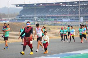 BIB: 
                            <button type="button" onclick="openModal(10484760)" class="btn btn-primary btn-sm float-right btn-popup" data-toggle="modal" data-target=".modal-high-quality">
                        <i class="fas fa-shopping-cart"></i> Add to Cart
                    </button>
                                            <button type="button" onclick="isThisMe(10484760, true)" class="btn btn-success btn-sm float-right btn-popup btn-isme hidden" data-toggle="tooltip" data-placement="bottom" title="นี่คือรูปของคุณใช่ไหม คลิกที่นี่เพื่อเอาเข้าอัลบั้ม">
                        <i class="fas fa-plus"></i> Add to album
                    </button>
                    <button type="button" onclick="isThisMe(10484760, false)" class="btn btn-warning btn-sm float-right btn-popup btn-isnotme hidden">
                        <i class="fas fa-ban"></i> Remove from album
                    </button>