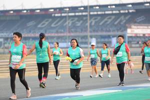 BIB: 3019, 52656
                            <button type="button" onclick="openModal(10485534)" class="btn btn-primary btn-sm float-right btn-popup" data-toggle="modal" data-target=".modal-high-quality">
                        <i class="fas fa-shopping-cart"></i> Add to Cart
                    </button>
                                            <button type="button" onclick="isThisMe(10485534, true)" class="btn btn-success btn-sm float-right btn-popup btn-isme hidden" data-toggle="tooltip" data-placement="bottom" title="นี่คือรูปของคุณใช่ไหม คลิกที่นี่เพื่อเอาเข้าอัลบั้ม">
                        <i class="fas fa-plus"></i> Add to album
                    </button>
                    <button type="button" onclick="isThisMe(10485534, false)" class="btn btn-warning btn-sm float-right btn-popup btn-isnotme hidden">
                        <i class="fas fa-ban"></i> Remove from album
                    </button>