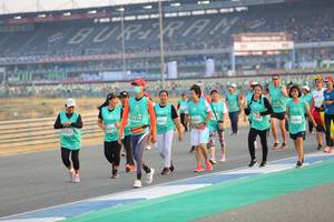 BIB: 52801, 53211, 53237
                            <button type="button" onclick="openModal(10483429)" class="btn btn-primary btn-sm float-right btn-popup" data-toggle="modal" data-target=".modal-high-quality">
                        <i class="fas fa-shopping-cart"></i> Add to Cart
                    </button>
                                            <button type="button" onclick="isThisMe(10483429, true)" class="btn btn-success btn-sm float-right btn-popup btn-isme hidden" data-toggle="tooltip" data-placement="bottom" title="นี่คือรูปของคุณใช่ไหม คลิกที่นี่เพื่อเอาเข้าอัลบั้ม">
                        <i class="fas fa-plus"></i> Add to album
                    </button>
                    <button type="button" onclick="isThisMe(10483429, false)" class="btn btn-warning btn-sm float-right btn-popup btn-isnotme hidden">
                        <i class="fas fa-ban"></i> Remove from album
                    </button>