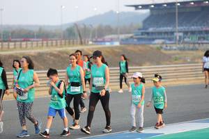 BIB: 52935, 50940, 023, 52263, 51524
                            <button type="button" onclick="openModal(10484317)" class="btn btn-primary btn-sm float-right btn-popup" data-toggle="modal" data-target=".modal-high-quality">
                        <i class="fas fa-shopping-cart"></i> Add to Cart
                    </button>
                                            <button type="button" onclick="isThisMe(10484317, true)" class="btn btn-success btn-sm float-right btn-popup btn-isme hidden" data-toggle="tooltip" data-placement="bottom" title="นี่คือรูปของคุณใช่ไหม คลิกที่นี่เพื่อเอาเข้าอัลบั้ม">
                        <i class="fas fa-plus"></i> Add to album
                    </button>
                    <button type="button" onclick="isThisMe(10484317, false)" class="btn btn-warning btn-sm float-right btn-popup btn-isnotme hidden">
                        <i class="fas fa-ban"></i> Remove from album
                    </button>