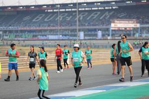 BIB: 1170
                            <button type="button" onclick="openModal(10484432)" class="btn btn-primary btn-sm float-right btn-popup" data-toggle="modal" data-target=".modal-high-quality">
                        <i class="fas fa-shopping-cart"></i> Add to Cart
                    </button>
                                            <button type="button" onclick="isThisMe(10484432, true)" class="btn btn-success btn-sm float-right btn-popup btn-isme hidden" data-toggle="tooltip" data-placement="bottom" title="นี่คือรูปของคุณใช่ไหม คลิกที่นี่เพื่อเอาเข้าอัลบั้ม">
                        <i class="fas fa-plus"></i> Add to album
                    </button>
                    <button type="button" onclick="isThisMe(10484432, false)" class="btn btn-warning btn-sm float-right btn-popup btn-isnotme hidden">
                        <i class="fas fa-ban"></i> Remove from album
                    </button>