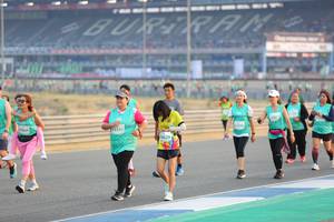 BIB: 133343, 50628
                            <button type="button" onclick="openModal(10484807)" class="btn btn-primary btn-sm float-right btn-popup" data-toggle="modal" data-target=".modal-high-quality">
                        <i class="fas fa-shopping-cart"></i> Add to Cart
                    </button>
                                            <button type="button" onclick="isThisMe(10484807, true)" class="btn btn-success btn-sm float-right btn-popup btn-isme hidden" data-toggle="tooltip" data-placement="bottom" title="นี่คือรูปของคุณใช่ไหม คลิกที่นี่เพื่อเอาเข้าอัลบั้ม">
                        <i class="fas fa-plus"></i> Add to album
                    </button>
                    <button type="button" onclick="isThisMe(10484807, false)" class="btn btn-warning btn-sm float-right btn-popup btn-isnotme hidden">
                        <i class="fas fa-ban"></i> Remove from album
                    </button>