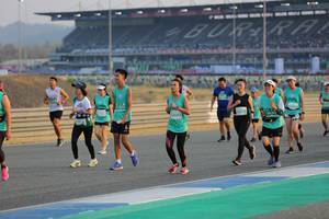 BIB: 1825, 52518, 52603
                            <button type="button" onclick="openModal(10481143)" class="btn btn-primary btn-sm float-right btn-popup" data-toggle="modal" data-target=".modal-high-quality">
                        <i class="fas fa-shopping-cart"></i> Add to Cart
                    </button>
                                            <button type="button" onclick="isThisMe(10481143, true)" class="btn btn-success btn-sm float-right btn-popup btn-isme hidden" data-toggle="tooltip" data-placement="bottom" title="นี่คือรูปของคุณใช่ไหม คลิกที่นี่เพื่อเอาเข้าอัลบั้ม">
                        <i class="fas fa-plus"></i> Add to album
                    </button>
                    <button type="button" onclick="isThisMe(10481143, false)" class="btn btn-warning btn-sm float-right btn-popup btn-isnotme hidden">
                        <i class="fas fa-ban"></i> Remove from album
                    </button>