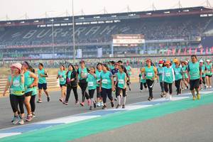 BIB: 50397
                            <button type="button" onclick="openModal(10483294)" class="btn btn-primary btn-sm float-right btn-popup" data-toggle="modal" data-target=".modal-high-quality">
                        <i class="fas fa-shopping-cart"></i> Add to Cart
                    </button>
                                            <button type="button" onclick="isThisMe(10483294, true)" class="btn btn-success btn-sm float-right btn-popup btn-isme hidden" data-toggle="tooltip" data-placement="bottom" title="นี่คือรูปของคุณใช่ไหม คลิกที่นี่เพื่อเอาเข้าอัลบั้ม">
                        <i class="fas fa-plus"></i> Add to album
                    </button>
                    <button type="button" onclick="isThisMe(10483294, false)" class="btn btn-warning btn-sm float-right btn-popup btn-isnotme hidden">
                        <i class="fas fa-ban"></i> Remove from album
                    </button>