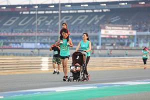 BIB: 1639
                            <button type="button" onclick="openModal(10485710)" class="btn btn-primary btn-sm float-right btn-popup" data-toggle="modal" data-target=".modal-high-quality">
                        <i class="fas fa-shopping-cart"></i> Add to Cart
                    </button>
                                            <button type="button" onclick="isThisMe(10485710, true)" class="btn btn-success btn-sm float-right btn-popup btn-isme hidden" data-toggle="tooltip" data-placement="bottom" title="นี่คือรูปของคุณใช่ไหม คลิกที่นี่เพื่อเอาเข้าอัลบั้ม">
                        <i class="fas fa-plus"></i> Add to album
                    </button>
                    <button type="button" onclick="isThisMe(10485710, false)" class="btn btn-warning btn-sm float-right btn-popup btn-isnotme hidden">
                        <i class="fas fa-ban"></i> Remove from album
                    </button>