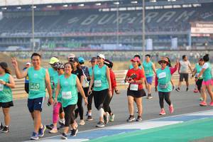 BIB: 12299, 50257, 3310, 1091
                            <button type="button" onclick="openModal(10483737)" class="btn btn-primary btn-sm float-right btn-popup" data-toggle="modal" data-target=".modal-high-quality">
                        <i class="fas fa-shopping-cart"></i> Add to Cart
                    </button>
                                            <button type="button" onclick="isThisMe(10483737, true)" class="btn btn-success btn-sm float-right btn-popup btn-isme hidden" data-toggle="tooltip" data-placement="bottom" title="นี่คือรูปของคุณใช่ไหม คลิกที่นี่เพื่อเอาเข้าอัลบั้ม">
                        <i class="fas fa-plus"></i> Add to album
                    </button>
                    <button type="button" onclick="isThisMe(10483737, false)" class="btn btn-warning btn-sm float-right btn-popup btn-isnotme hidden">
                        <i class="fas fa-ban"></i> Remove from album
                    </button>