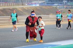 BIB: 739
                            <button type="button" onclick="openModal(10484768)" class="btn btn-primary btn-sm float-right btn-popup" data-toggle="modal" data-target=".modal-high-quality">
                        <i class="fas fa-shopping-cart"></i> Add to Cart
                    </button>
                                            <button type="button" onclick="isThisMe(10484768, true)" class="btn btn-success btn-sm float-right btn-popup btn-isme hidden" data-toggle="tooltip" data-placement="bottom" title="นี่คือรูปของคุณใช่ไหม คลิกที่นี่เพื่อเอาเข้าอัลบั้ม">
                        <i class="fas fa-plus"></i> Add to album
                    </button>
                    <button type="button" onclick="isThisMe(10484768, false)" class="btn btn-warning btn-sm float-right btn-popup btn-isnotme hidden">
                        <i class="fas fa-ban"></i> Remove from album
                    </button>