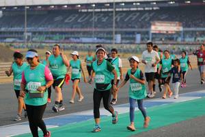 BIB: 12088, 5077, 5278, 53227, 0539
                            <button type="button" onclick="openModal(10482687)" class="btn btn-primary btn-sm float-right btn-popup" data-toggle="modal" data-target=".modal-high-quality">
                        <i class="fas fa-shopping-cart"></i> Add to Cart
                    </button>
                                            <button type="button" onclick="isThisMe(10482687, true)" class="btn btn-success btn-sm float-right btn-popup btn-isme hidden" data-toggle="tooltip" data-placement="bottom" title="นี่คือรูปของคุณใช่ไหม คลิกที่นี่เพื่อเอาเข้าอัลบั้ม">
                        <i class="fas fa-plus"></i> Add to album
                    </button>
                    <button type="button" onclick="isThisMe(10482687, false)" class="btn btn-warning btn-sm float-right btn-popup btn-isnotme hidden">
                        <i class="fas fa-ban"></i> Remove from album
                    </button>