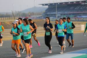 BIB: 1924, 52368, 279, 70974
                            <button type="button" onclick="openModal(10479872)" class="btn btn-primary btn-sm float-right btn-popup" data-toggle="modal" data-target=".modal-high-quality">
                        <i class="fas fa-shopping-cart"></i> Add to Cart
                    </button>
                                            <button type="button" onclick="isThisMe(10479872, true)" class="btn btn-success btn-sm float-right btn-popup btn-isme hidden" data-toggle="tooltip" data-placement="bottom" title="นี่คือรูปของคุณใช่ไหม คลิกที่นี่เพื่อเอาเข้าอัลบั้ม">
                        <i class="fas fa-plus"></i> Add to album
                    </button>
                    <button type="button" onclick="isThisMe(10479872, false)" class="btn btn-warning btn-sm float-right btn-popup btn-isnotme hidden">
                        <i class="fas fa-ban"></i> Remove from album
                    </button>