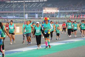 BIB: 50215, 50744
                            <button type="button" onclick="openModal(10483839)" class="btn btn-primary btn-sm float-right btn-popup" data-toggle="modal" data-target=".modal-high-quality">
                        <i class="fas fa-shopping-cart"></i> Add to Cart
                    </button>
                                            <button type="button" onclick="isThisMe(10483839, true)" class="btn btn-success btn-sm float-right btn-popup btn-isme hidden" data-toggle="tooltip" data-placement="bottom" title="นี่คือรูปของคุณใช่ไหม คลิกที่นี่เพื่อเอาเข้าอัลบั้ม">
                        <i class="fas fa-plus"></i> Add to album
                    </button>
                    <button type="button" onclick="isThisMe(10483839, false)" class="btn btn-warning btn-sm float-right btn-popup btn-isnotme hidden">
                        <i class="fas fa-ban"></i> Remove from album
                    </button>