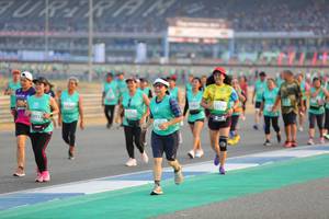 BIB: 62734, 2912
                            <button type="button" onclick="openModal(10483799)" class="btn btn-primary btn-sm float-right btn-popup" data-toggle="modal" data-target=".modal-high-quality">
                        <i class="fas fa-shopping-cart"></i> Add to Cart
                    </button>
                                            <button type="button" onclick="isThisMe(10483799, true)" class="btn btn-success btn-sm float-right btn-popup btn-isme hidden" data-toggle="tooltip" data-placement="bottom" title="นี่คือรูปของคุณใช่ไหม คลิกที่นี่เพื่อเอาเข้าอัลบั้ม">
                        <i class="fas fa-plus"></i> Add to album
                    </button>
                    <button type="button" onclick="isThisMe(10483799, false)" class="btn btn-warning btn-sm float-right btn-popup btn-isnotme hidden">
                        <i class="fas fa-ban"></i> Remove from album
                    </button>