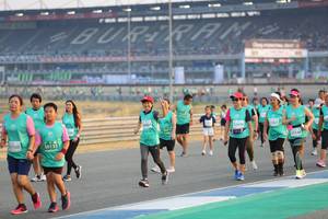 BIB: 52470, 1261, 220, 108, 50135
                            <button type="button" onclick="openModal(10484434)" class="btn btn-primary btn-sm float-right btn-popup" data-toggle="modal" data-target=".modal-high-quality">
                        <i class="fas fa-shopping-cart"></i> Add to Cart
                    </button>
                                            <button type="button" onclick="isThisMe(10484434, true)" class="btn btn-success btn-sm float-right btn-popup btn-isme hidden" data-toggle="tooltip" data-placement="bottom" title="นี่คือรูปของคุณใช่ไหม คลิกที่นี่เพื่อเอาเข้าอัลบั้ม">
                        <i class="fas fa-plus"></i> Add to album
                    </button>
                    <button type="button" onclick="isThisMe(10484434, false)" class="btn btn-warning btn-sm float-right btn-popup btn-isnotme hidden">
                        <i class="fas fa-ban"></i> Remove from album
                    </button>