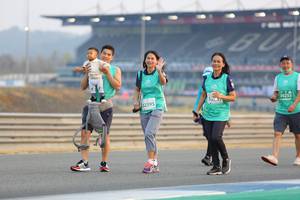 BIB: 50255, 52395
                            <button type="button" onclick="openModal(10486008)" class="btn btn-primary btn-sm float-right btn-popup" data-toggle="modal" data-target=".modal-high-quality">
                        <i class="fas fa-shopping-cart"></i> Add to Cart
                    </button>
                                            <button type="button" onclick="isThisMe(10486008, true)" class="btn btn-success btn-sm float-right btn-popup btn-isme hidden" data-toggle="tooltip" data-placement="bottom" title="นี่คือรูปของคุณใช่ไหม คลิกที่นี่เพื่อเอาเข้าอัลบั้ม">
                        <i class="fas fa-plus"></i> Add to album
                    </button>
                    <button type="button" onclick="isThisMe(10486008, false)" class="btn btn-warning btn-sm float-right btn-popup btn-isnotme hidden">
                        <i class="fas fa-ban"></i> Remove from album
                    </button>