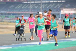 BIB: 70271, 515
                            <button type="button" onclick="openModal(10485200)" class="btn btn-primary btn-sm float-right btn-popup" data-toggle="modal" data-target=".modal-high-quality">
                        <i class="fas fa-shopping-cart"></i> Add to Cart
                    </button>
                                            <button type="button" onclick="isThisMe(10485200, true)" class="btn btn-success btn-sm float-right btn-popup btn-isme hidden" data-toggle="tooltip" data-placement="bottom" title="นี่คือรูปของคุณใช่ไหม คลิกที่นี่เพื่อเอาเข้าอัลบั้ม">
                        <i class="fas fa-plus"></i> Add to album
                    </button>
                    <button type="button" onclick="isThisMe(10485200, false)" class="btn btn-warning btn-sm float-right btn-popup btn-isnotme hidden">
                        <i class="fas fa-ban"></i> Remove from album
                    </button>