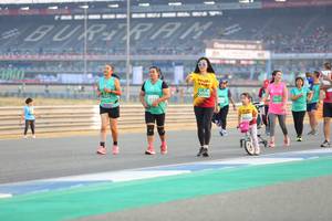 BIB: 50299, 5501
                            <button type="button" onclick="openModal(10485165)" class="btn btn-primary btn-sm float-right btn-popup" data-toggle="modal" data-target=".modal-high-quality">
                        <i class="fas fa-shopping-cart"></i> Add to Cart
                    </button>
                                            <button type="button" onclick="isThisMe(10485165, true)" class="btn btn-success btn-sm float-right btn-popup btn-isme hidden" data-toggle="tooltip" data-placement="bottom" title="นี่คือรูปของคุณใช่ไหม คลิกที่นี่เพื่อเอาเข้าอัลบั้ม">
                        <i class="fas fa-plus"></i> Add to album
                    </button>
                    <button type="button" onclick="isThisMe(10485165, false)" class="btn btn-warning btn-sm float-right btn-popup btn-isnotme hidden">
                        <i class="fas fa-ban"></i> Remove from album
                    </button>