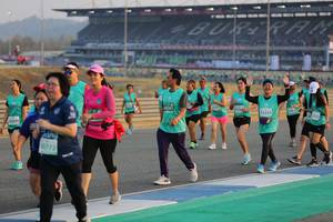 BIB: 50301, 1224, 52849, 50772
                            <button type="button" onclick="openModal(10482826)" class="btn btn-primary btn-sm float-right btn-popup" data-toggle="modal" data-target=".modal-high-quality">
                        <i class="fas fa-shopping-cart"></i> Add to Cart
                    </button>
                                            <button type="button" onclick="isThisMe(10482826, true)" class="btn btn-success btn-sm float-right btn-popup btn-isme hidden" data-toggle="tooltip" data-placement="bottom" title="นี่คือรูปของคุณใช่ไหม คลิกที่นี่เพื่อเอาเข้าอัลบั้ม">
                        <i class="fas fa-plus"></i> Add to album
                    </button>
                    <button type="button" onclick="isThisMe(10482826, false)" class="btn btn-warning btn-sm float-right btn-popup btn-isnotme hidden">
                        <i class="fas fa-ban"></i> Remove from album
                    </button>