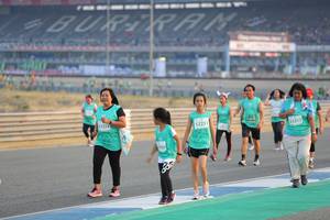 BIB: 51314, 52231, 3217, 009
                            <button type="button" onclick="openModal(10484686)" class="btn btn-primary btn-sm float-right btn-popup" data-toggle="modal" data-target=".modal-high-quality">
                        <i class="fas fa-shopping-cart"></i> Add to Cart
                    </button>
                                            <button type="button" onclick="isThisMe(10484686, true)" class="btn btn-success btn-sm float-right btn-popup btn-isme hidden" data-toggle="tooltip" data-placement="bottom" title="นี่คือรูปของคุณใช่ไหม คลิกที่นี่เพื่อเอาเข้าอัลบั้ม">
                        <i class="fas fa-plus"></i> Add to album
                    </button>
                    <button type="button" onclick="isThisMe(10484686, false)" class="btn btn-warning btn-sm float-right btn-popup btn-isnotme hidden">
                        <i class="fas fa-ban"></i> Remove from album
                    </button>