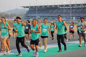 BIB: 51929, 50975, 52640, 1670
                            <button type="button" onclick="openModal(10481218)" class="btn btn-primary btn-sm float-right btn-popup" data-toggle="modal" data-target=".modal-high-quality">
                        <i class="fas fa-shopping-cart"></i> Add to Cart
                    </button>
                                            <button type="button" onclick="isThisMe(10481218, true)" class="btn btn-success btn-sm float-right btn-popup btn-isme hidden" data-toggle="tooltip" data-placement="bottom" title="นี่คือรูปของคุณใช่ไหม คลิกที่นี่เพื่อเอาเข้าอัลบั้ม">
                        <i class="fas fa-plus"></i> Add to album
                    </button>
                    <button type="button" onclick="isThisMe(10481218, false)" class="btn btn-warning btn-sm float-right btn-popup btn-isnotme hidden">
                        <i class="fas fa-ban"></i> Remove from album
                    </button>