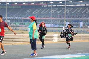 BIB: 1202, 702
                            <button type="button" onclick="openModal(10485650)" class="btn btn-primary btn-sm float-right btn-popup" data-toggle="modal" data-target=".modal-high-quality">
                        <i class="fas fa-shopping-cart"></i> Add to Cart
                    </button>
                                            <button type="button" onclick="isThisMe(10485650, true)" class="btn btn-success btn-sm float-right btn-popup btn-isme hidden" data-toggle="tooltip" data-placement="bottom" title="นี่คือรูปของคุณใช่ไหม คลิกที่นี่เพื่อเอาเข้าอัลบั้ม">
                        <i class="fas fa-plus"></i> Add to album
                    </button>
                    <button type="button" onclick="isThisMe(10485650, false)" class="btn btn-warning btn-sm float-right btn-popup btn-isnotme hidden">
                        <i class="fas fa-ban"></i> Remove from album
                    </button>