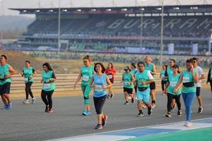 BIB: 2429, 3007
                            <button type="button" onclick="openModal(10481918)" class="btn btn-primary btn-sm float-right btn-popup" data-toggle="modal" data-target=".modal-high-quality">
                        <i class="fas fa-shopping-cart"></i> Add to Cart
                    </button>
                                            <button type="button" onclick="isThisMe(10481918, true)" class="btn btn-success btn-sm float-right btn-popup btn-isme hidden" data-toggle="tooltip" data-placement="bottom" title="นี่คือรูปของคุณใช่ไหม คลิกที่นี่เพื่อเอาเข้าอัลบั้ม">
                        <i class="fas fa-plus"></i> Add to album
                    </button>
                    <button type="button" onclick="isThisMe(10481918, false)" class="btn btn-warning btn-sm float-right btn-popup btn-isnotme hidden">
                        <i class="fas fa-ban"></i> Remove from album
                    </button>