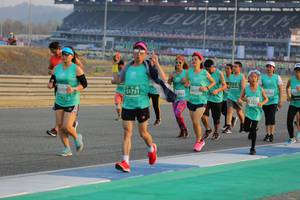 BIB: 12768, 50770, 1731, 8222
                            <button type="button" onclick="openModal(10480617)" class="btn btn-primary btn-sm float-right btn-popup" data-toggle="modal" data-target=".modal-high-quality">
                        <i class="fas fa-shopping-cart"></i> Add to Cart
                    </button>
                                            <button type="button" onclick="isThisMe(10480617, true)" class="btn btn-success btn-sm float-right btn-popup btn-isme hidden" data-toggle="tooltip" data-placement="bottom" title="นี่คือรูปของคุณใช่ไหม คลิกที่นี่เพื่อเอาเข้าอัลบั้ม">
                        <i class="fas fa-plus"></i> Add to album
                    </button>
                    <button type="button" onclick="isThisMe(10480617, false)" class="btn btn-warning btn-sm float-right btn-popup btn-isnotme hidden">
                        <i class="fas fa-ban"></i> Remove from album
                    </button>