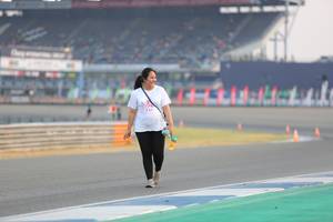 BIB: 
                            <button type="button" onclick="openModal(10486459)" class="btn btn-primary btn-sm float-right btn-popup" data-toggle="modal" data-target=".modal-high-quality">
                        <i class="fas fa-shopping-cart"></i> Add to Cart
                    </button>
                                            <button type="button" onclick="isThisMe(10486459, true)" class="btn btn-success btn-sm float-right btn-popup btn-isme hidden" data-toggle="tooltip" data-placement="bottom" title="นี่คือรูปของคุณใช่ไหม คลิกที่นี่เพื่อเอาเข้าอัลบั้ม">
                        <i class="fas fa-plus"></i> Add to album
                    </button>
                    <button type="button" onclick="isThisMe(10486459, false)" class="btn btn-warning btn-sm float-right btn-popup btn-isnotme hidden">
                        <i class="fas fa-ban"></i> Remove from album
                    </button>