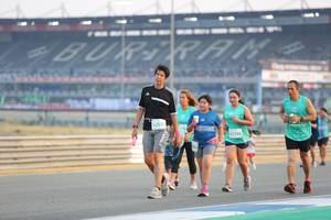 BIB: 52570, 1106
                            <button type="button" onclick="openModal(10485611)" class="btn btn-primary btn-sm float-right btn-popup" data-toggle="modal" data-target=".modal-high-quality">
                        <i class="fas fa-shopping-cart"></i> Add to Cart
                    </button>
                                            <button type="button" onclick="isThisMe(10485611, true)" class="btn btn-success btn-sm float-right btn-popup btn-isme hidden" data-toggle="tooltip" data-placement="bottom" title="นี่คือรูปของคุณใช่ไหม คลิกที่นี่เพื่อเอาเข้าอัลบั้ม">
                        <i class="fas fa-plus"></i> Add to album
                    </button>
                    <button type="button" onclick="isThisMe(10485611, false)" class="btn btn-warning btn-sm float-right btn-popup btn-isnotme hidden">
                        <i class="fas fa-ban"></i> Remove from album
                    </button>